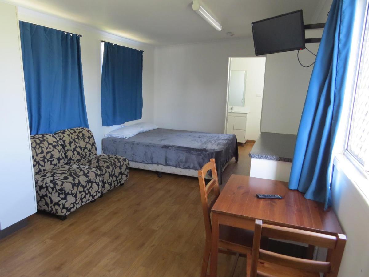 Bundaberg East Cabin And Tourist Park Экстерьер фото