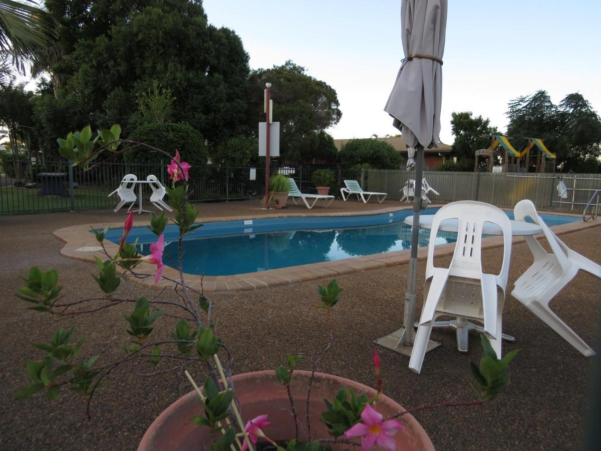 Bundaberg East Cabin And Tourist Park Экстерьер фото